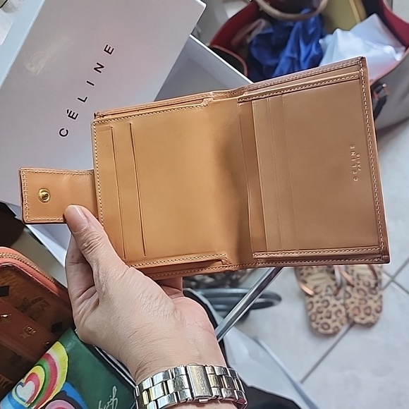 Authentic NWOT CELINE kiss lock Wallet - Picture 10 of 12